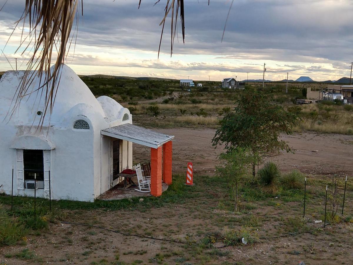 La Loma Del Chivo Llc Stone Cottage Alternative Building Marathon Zewnętrze zdjęcie